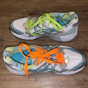 asics duomax woman’s athletic shoes gently used condition size 7.
